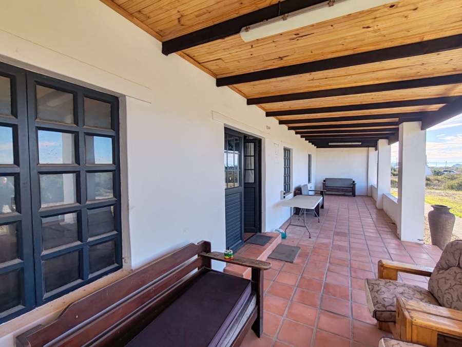 5 Bedroom Property for Sale in Hopefield Western Cape